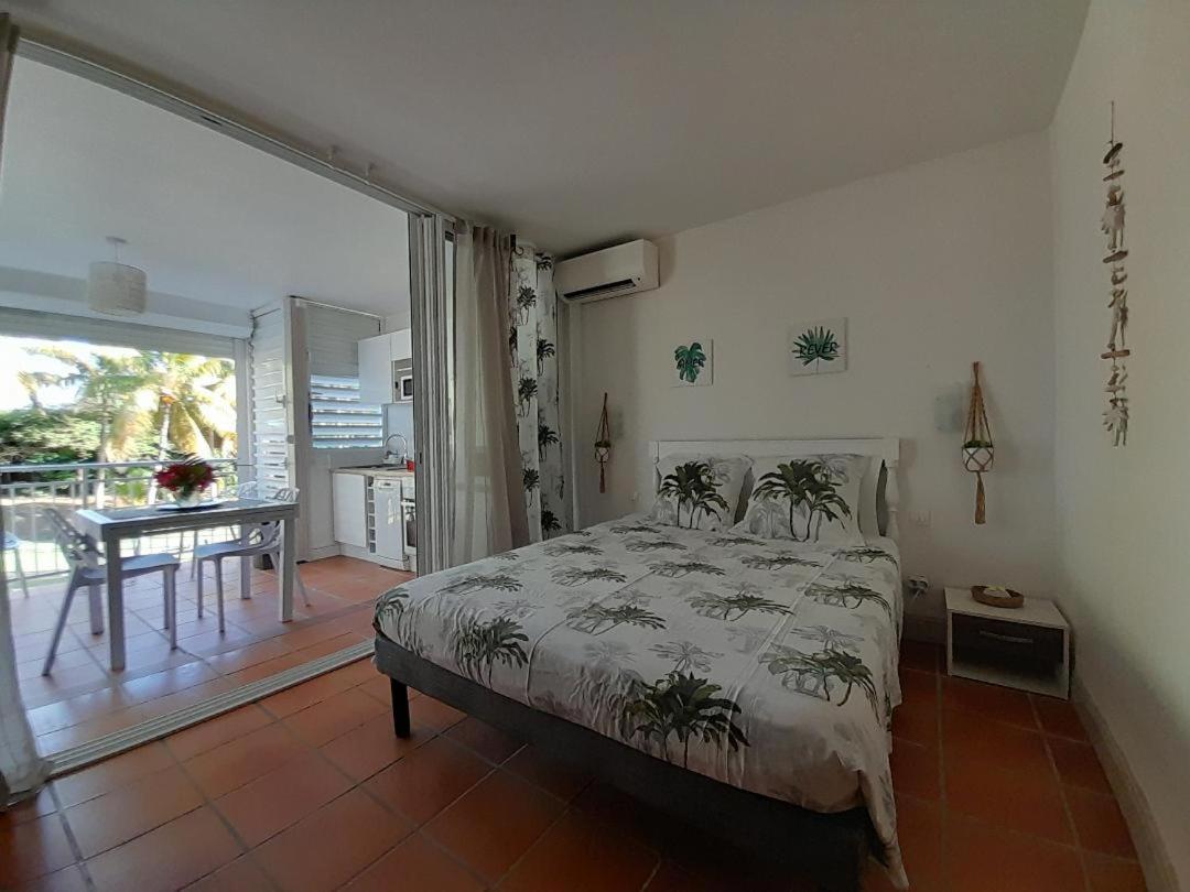 Coeur Tiare Studio Lounge Piscine Plage Cocotiers Saint-Francois  Exterior photo